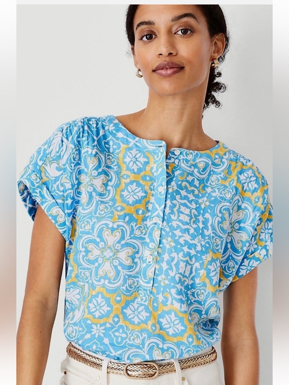 Ann Taylor 100\% Linen French Blue Yellow Mosaic Tile Top SZ M